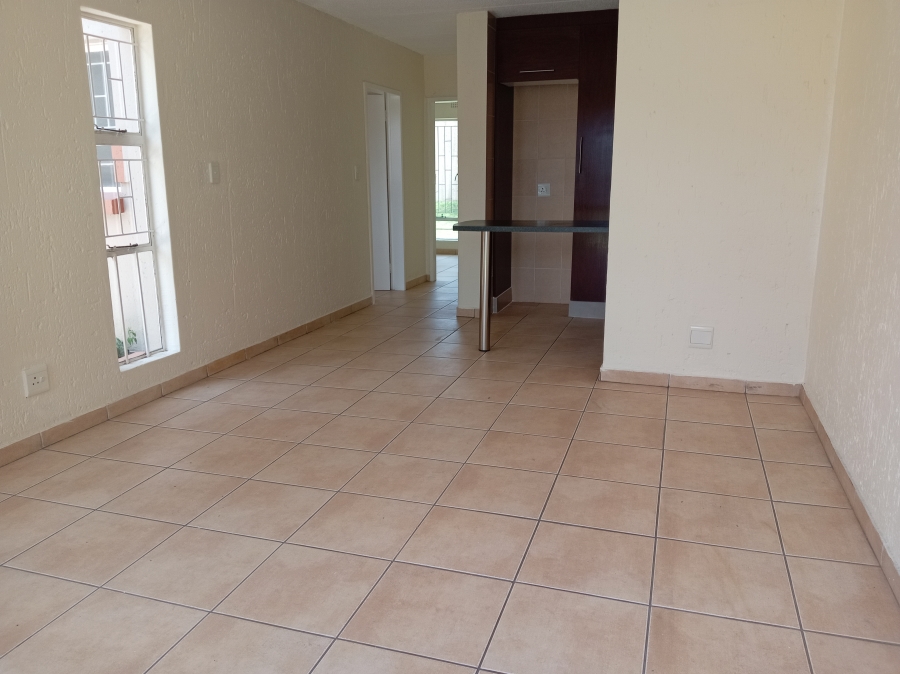 To Let 2 Bedroom Property for Rent in Ormonde View Gauteng