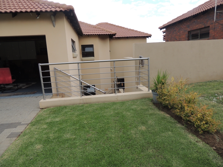 3 Bedroom Property for Sale in South Crest Gauteng