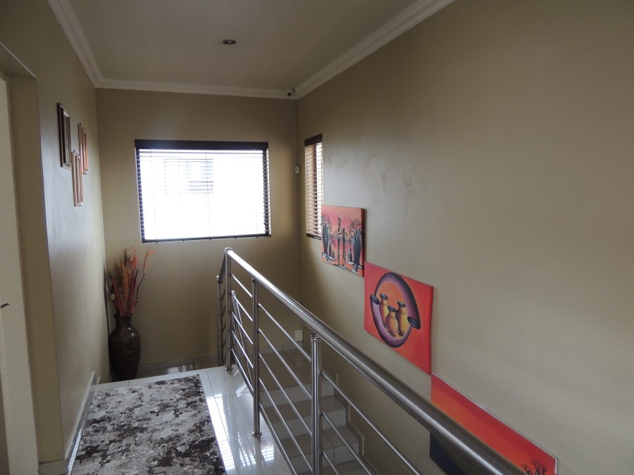 3 Bedroom Property for Sale in South Crest Gauteng