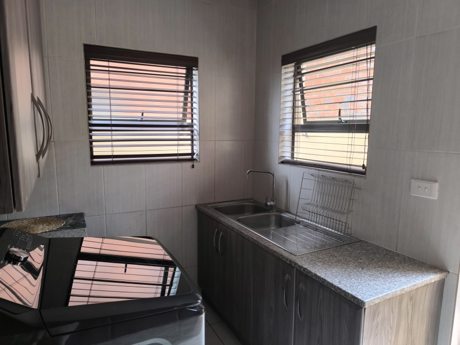 3 Bedroom Property for Sale in South Crest Gauteng