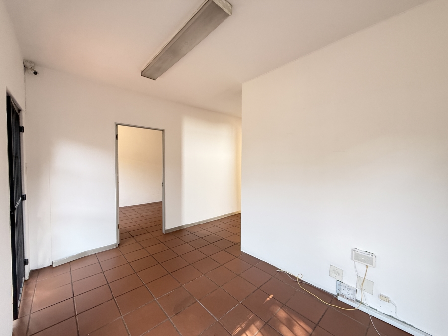 To Let commercial Property for Rent in Rooihuiskraal Gauteng