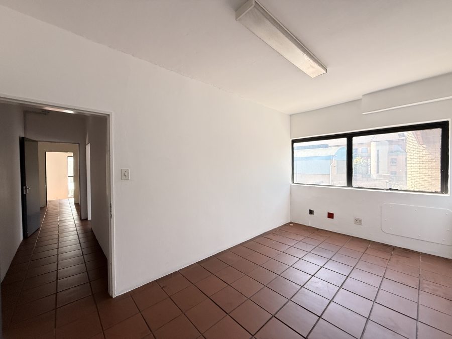 To Let commercial Property for Rent in Rooihuiskraal Gauteng