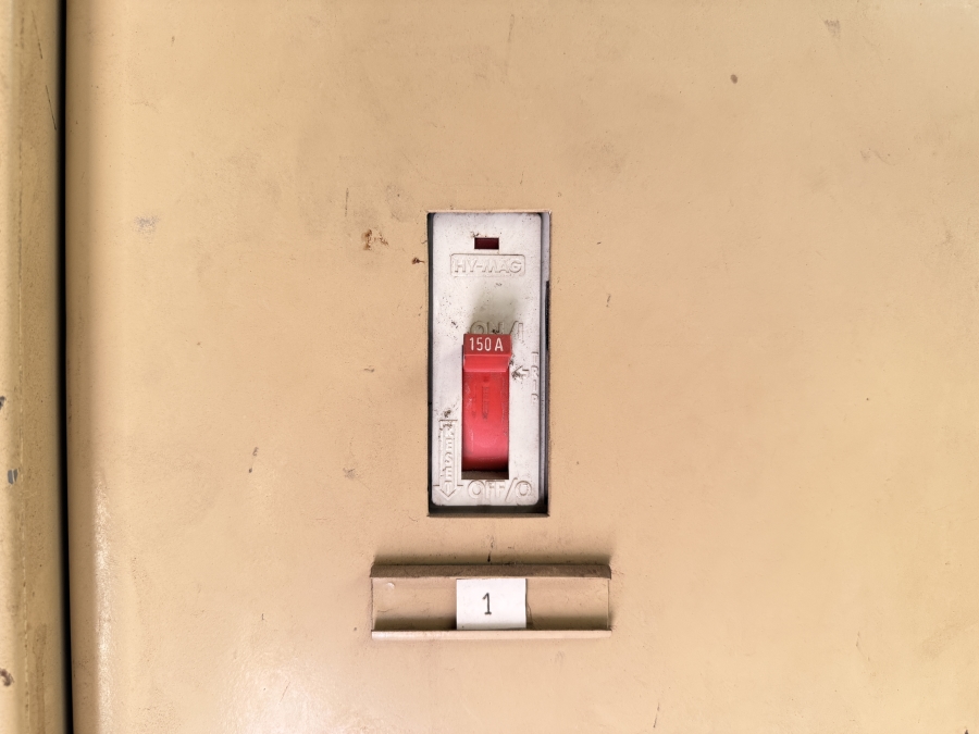 To Let commercial Property for Rent in Rooihuiskraal Gauteng