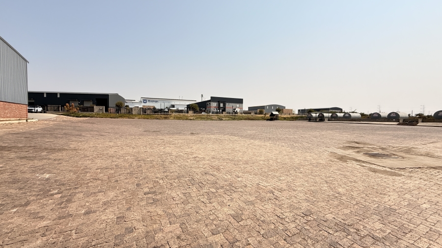 To Let commercial Property for Rent in Knoppieslaagte Gauteng