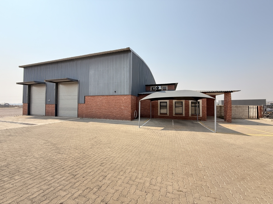 Commercial Property for Sale in Knoppieslaagte Gauteng