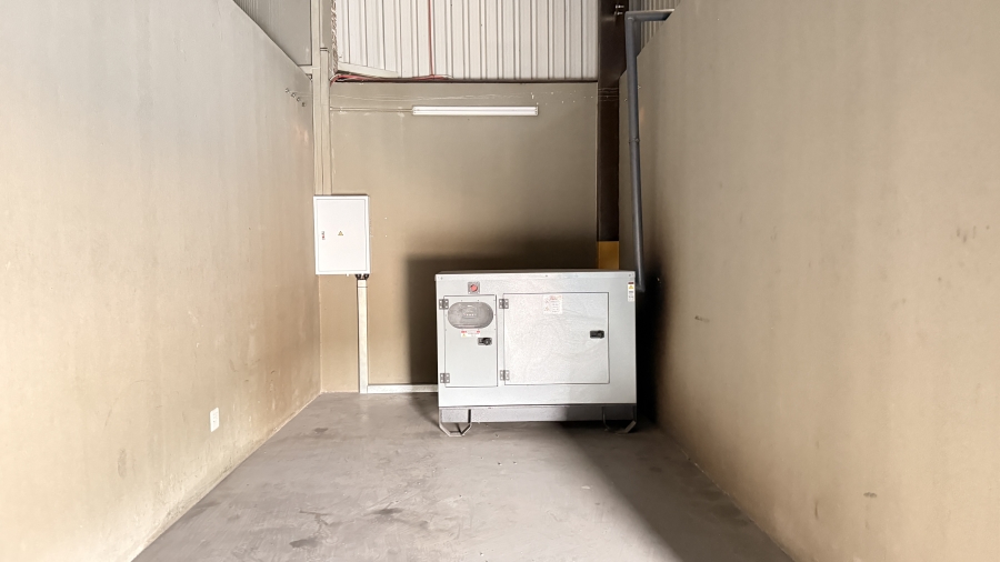 Commercial Property for Sale in Knoppieslaagte Gauteng