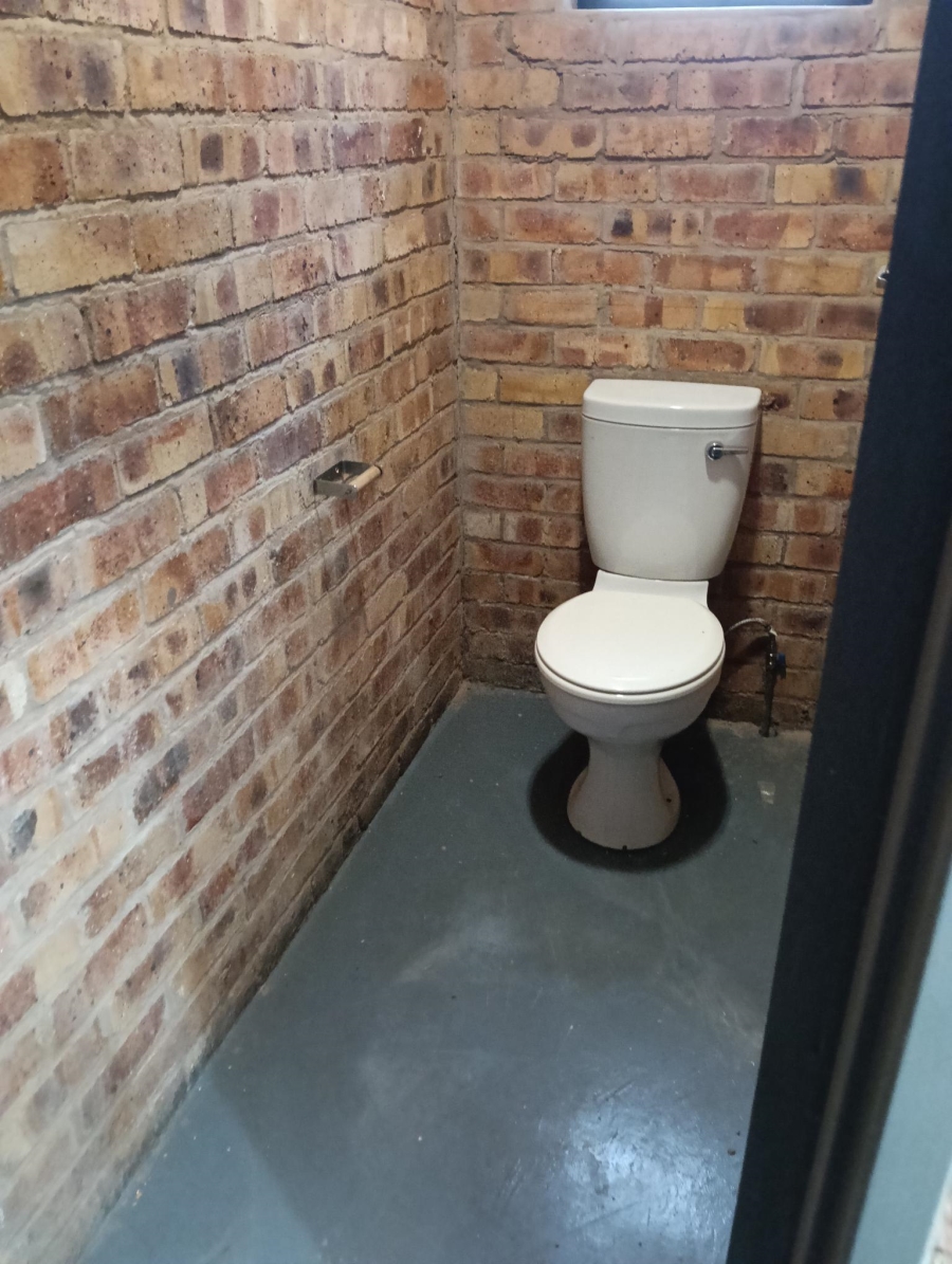 To Let commercial Property for Rent in N4 Gateway Industrial Park Gauteng