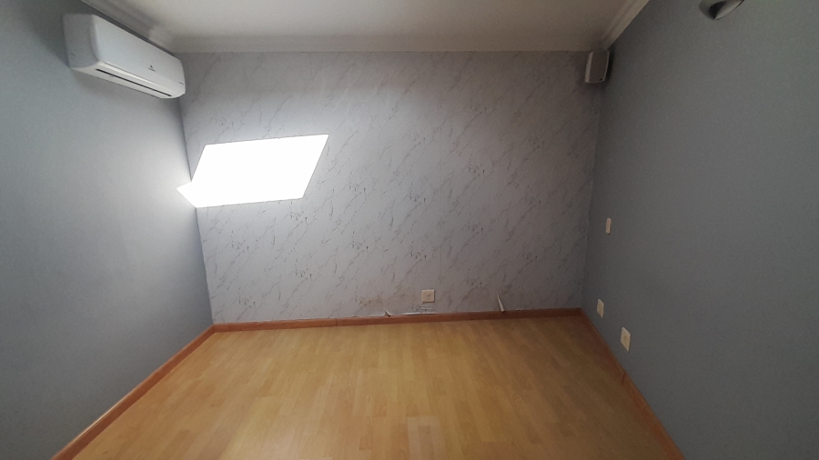 To Let commercial Property for Rent in Groenkloof Gauteng