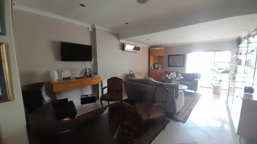 To Let commercial Property for Rent in Groenkloof Gauteng