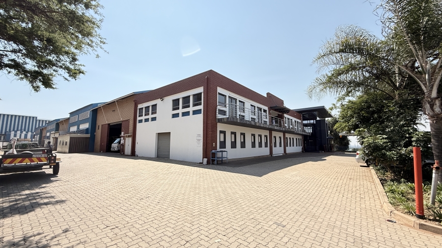 To Let commercial Property for Rent in Rooihuiskraal Gauteng