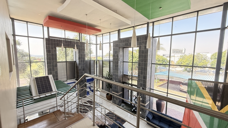 To Let commercial Property for Rent in Rooihuiskraal Gauteng