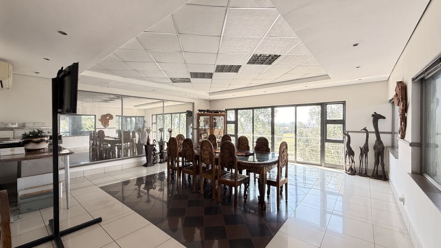 To Let commercial Property for Rent in Rooihuiskraal Gauteng