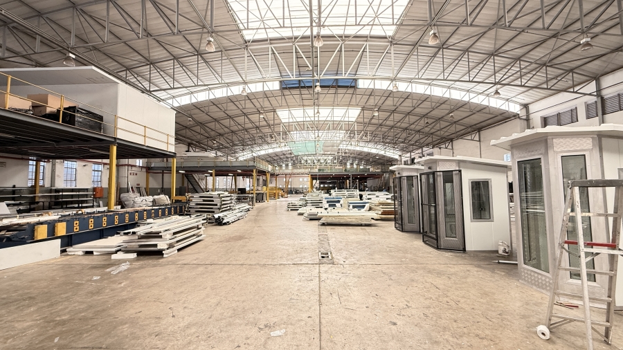 To Let commercial Property for Rent in Rooihuiskraal Gauteng