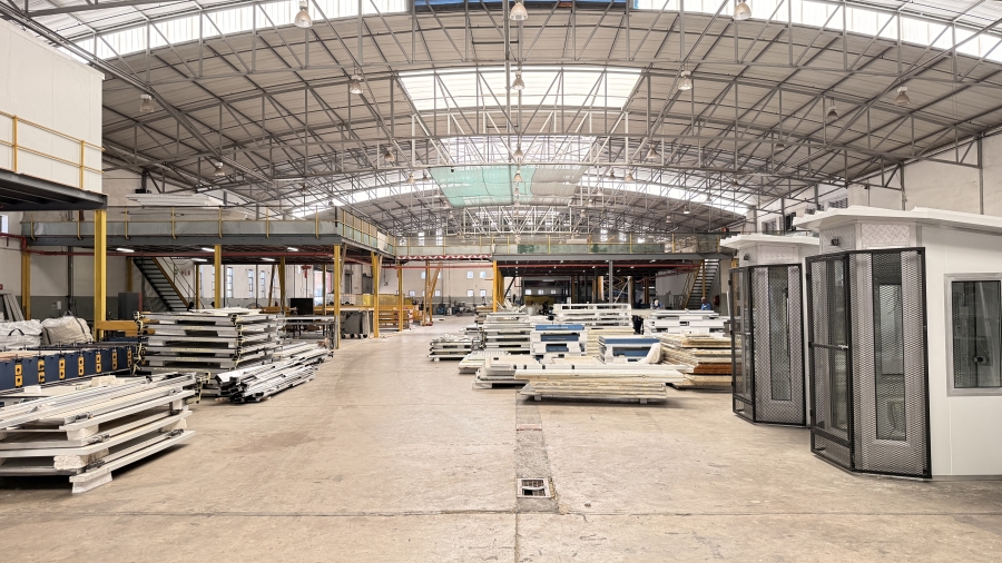 To Let commercial Property for Rent in Rooihuiskraal Gauteng