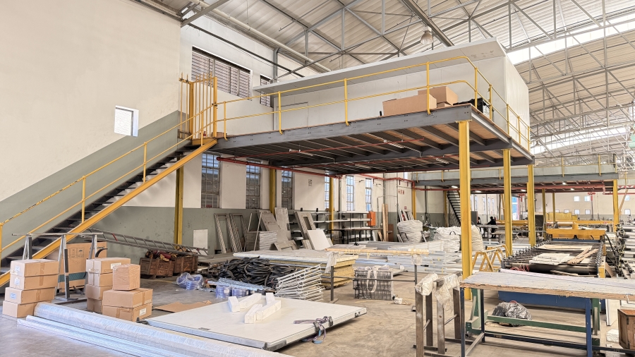 To Let commercial Property for Rent in Rooihuiskraal Gauteng