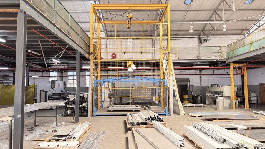 To Let commercial Property for Rent in Rooihuiskraal Gauteng