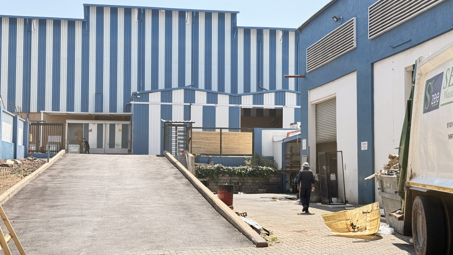To Let commercial Property for Rent in Rooihuiskraal Gauteng