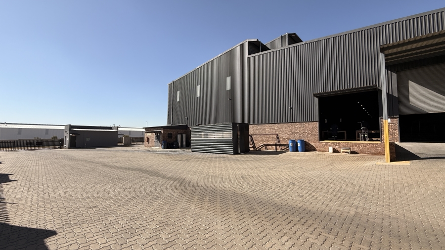 To Let commercial Property for Rent in Knoppieslaagte Gauteng