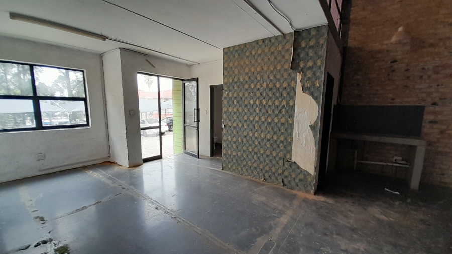 To Let commercial Property for Rent in President Park Gauteng