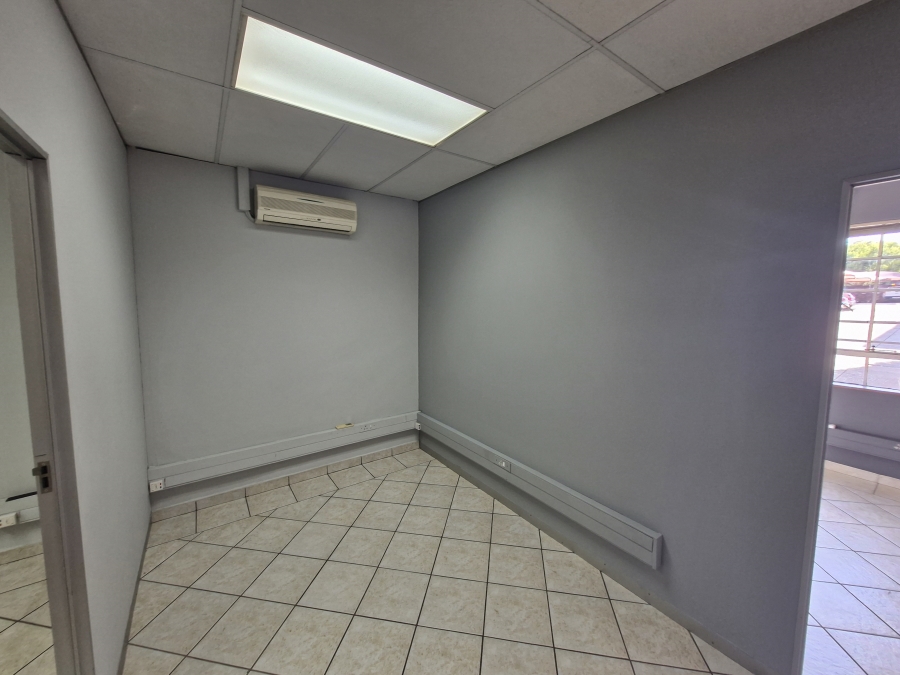 To Let commercial Property for Rent in Clubview Gauteng