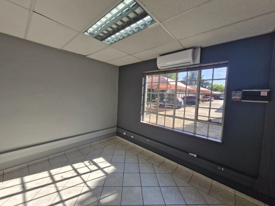 To Let commercial Property for Rent in Clubview Gauteng