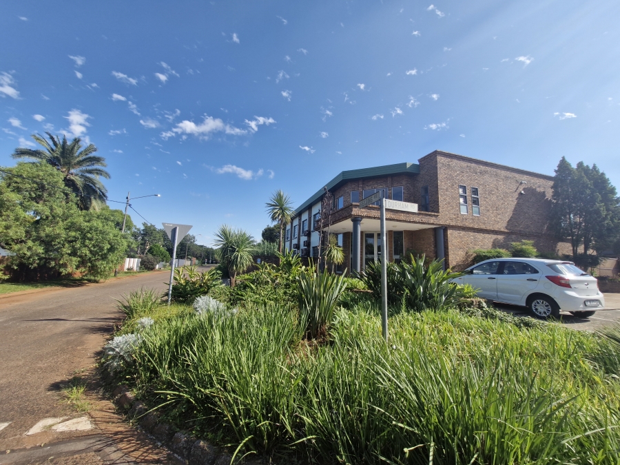To Let commercial Property for Rent in Clubview Gauteng