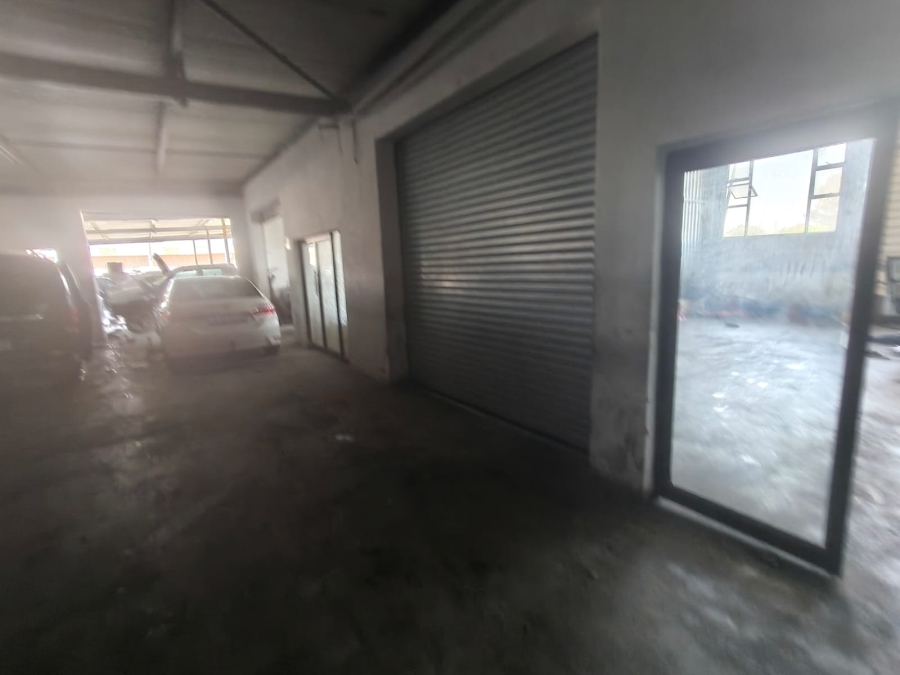 Commercial Property for Sale in Randjespark Gauteng