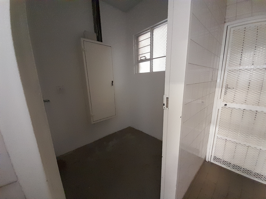 To Let commercial Property for Rent in Halfway House Gauteng