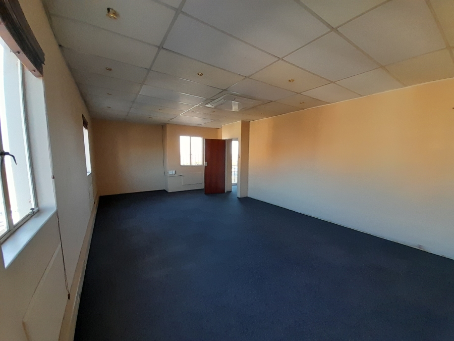 To Let commercial Property for Rent in Randjespark Gauteng