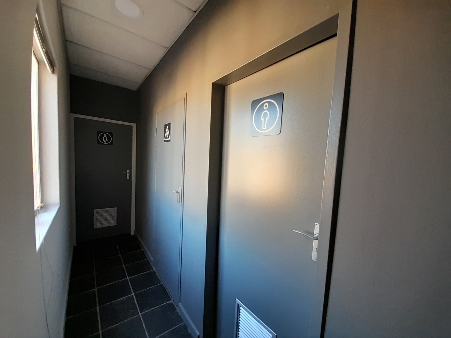 To Let commercial Property for Rent in Randjespark Gauteng