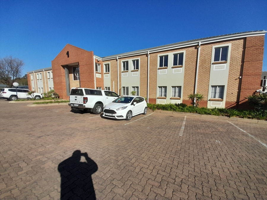 To Let commercial Property for Rent in Randjespark Gauteng