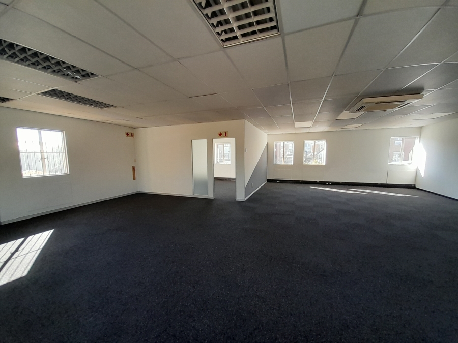 To Let commercial Property for Rent in Randjespark Gauteng