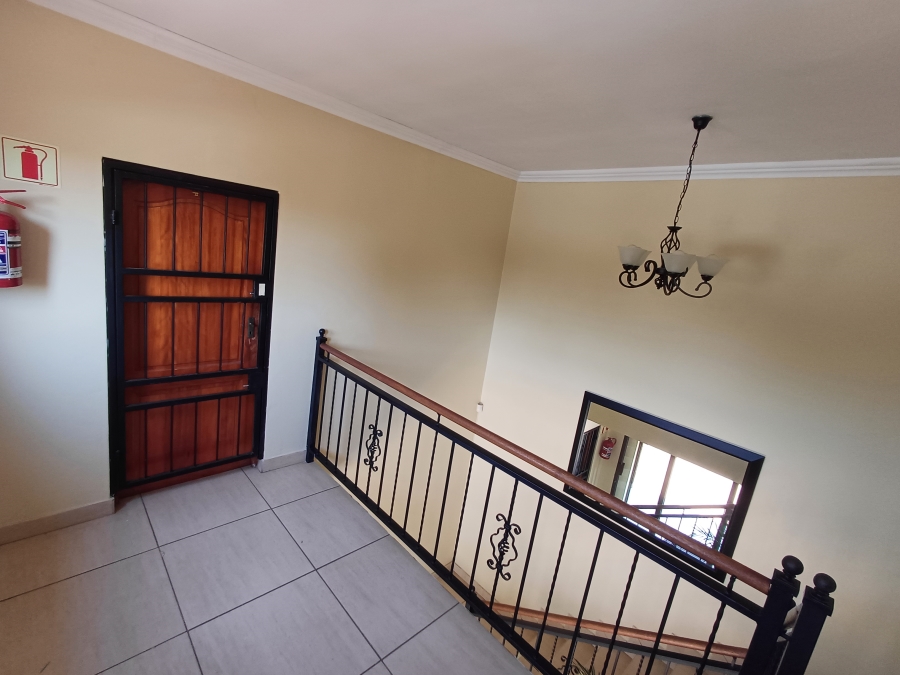 To Let commercial Property for Rent in Wierda Park Gauteng