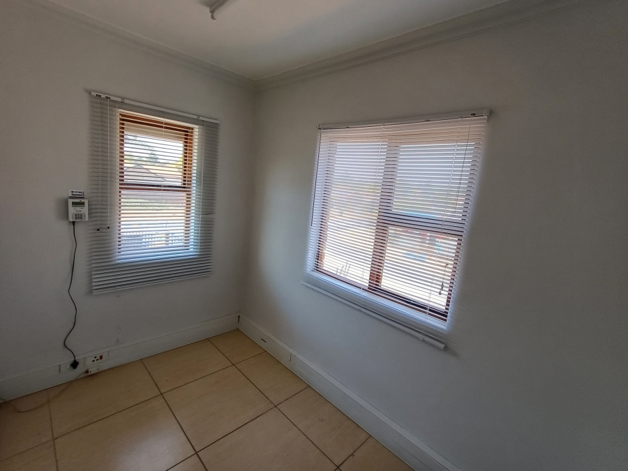 To Let commercial Property for Rent in Wierda Park Gauteng