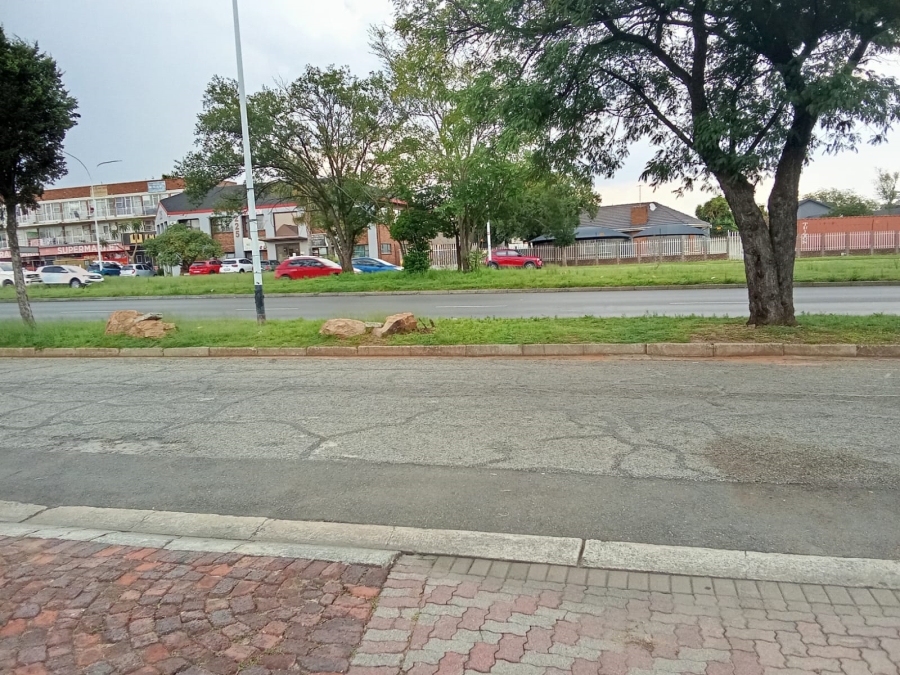 Commercial Property for Sale in Libradene Gauteng