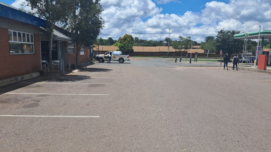 To Let commercial Property for Rent in Moreleta Park Gauteng