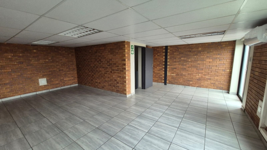 To Let commercial Property for Rent in Hennopspark Gauteng