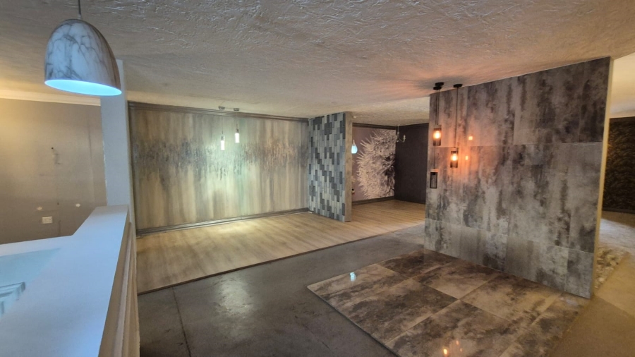 To Let commercial Property for Rent in Hennopspark Gauteng