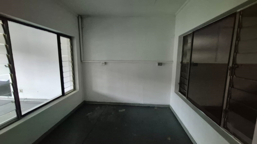 To Let commercial Property for Rent in Silvertondale Gauteng