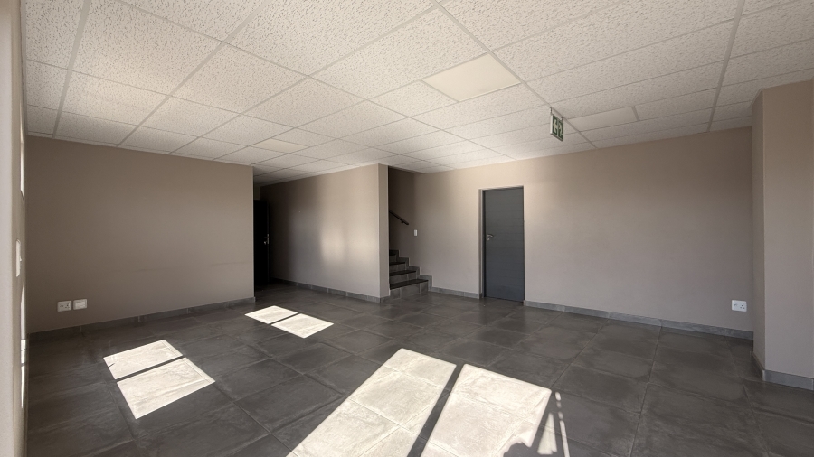 To Let commercial Property for Rent in Knoppieslaagte Gauteng