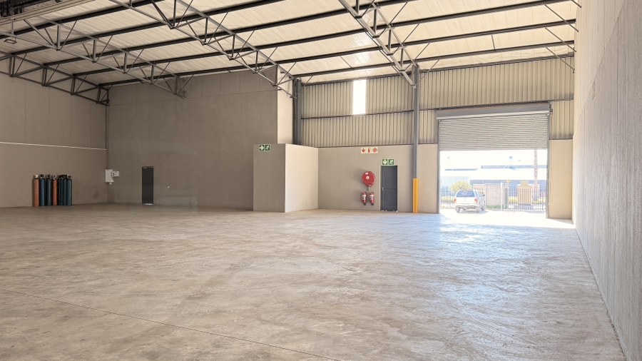 To Let commercial Property for Rent in Knoppieslaagte Gauteng