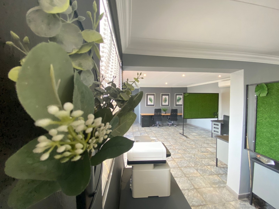 To Let commercial Property for Rent in Wierda Park Gauteng