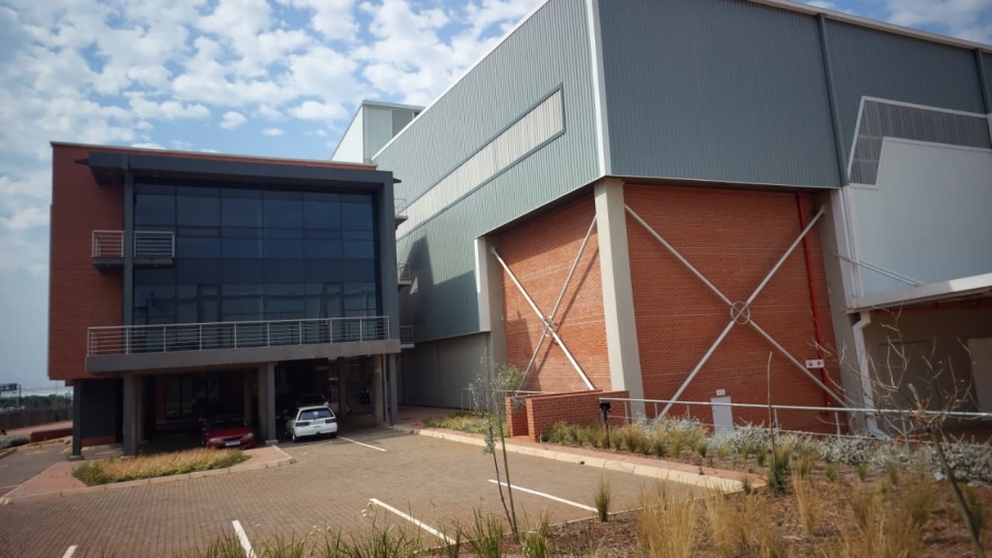 To Let commercial Property for Rent in Louwlardia Gauteng