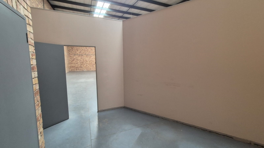 To Let commercial Property for Rent in N4 Gateway Industrial Park Gauteng