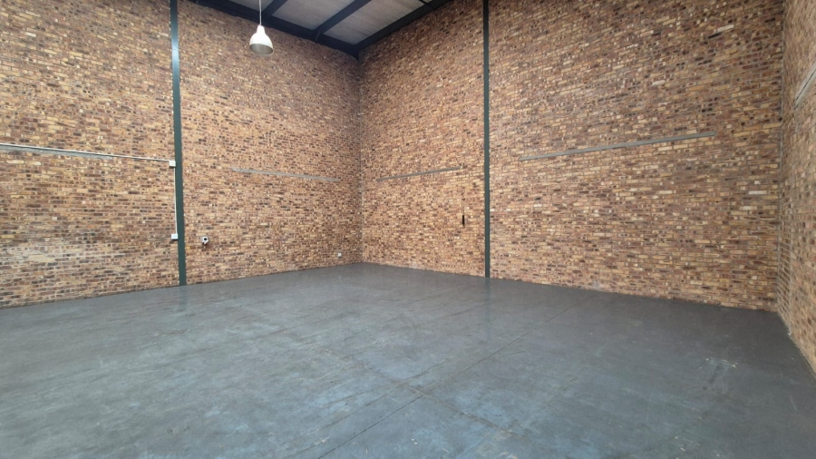 To Let commercial Property for Rent in N4 Gateway Industrial Park Gauteng