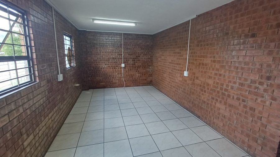 To Let commercial Property for Rent in Meyerton Park Gauteng