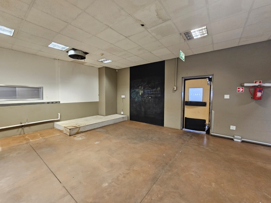 To Let commercial Property for Rent in Moreleta Park Gauteng