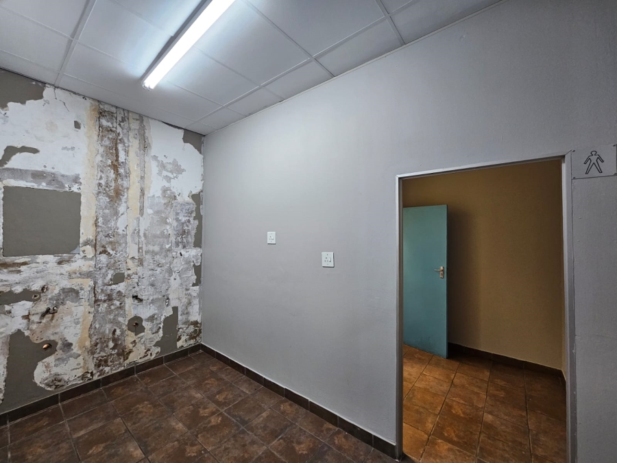 To Let commercial Property for Rent in Moreleta Park Gauteng