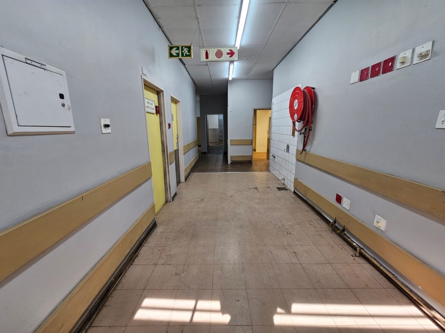 To Let commercial Property for Rent in Moreleta Park Gauteng