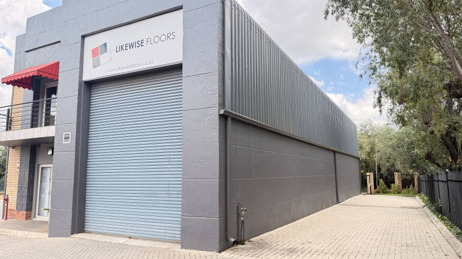 To Let commercial Property for Rent in Rooihuiskraal Gauteng